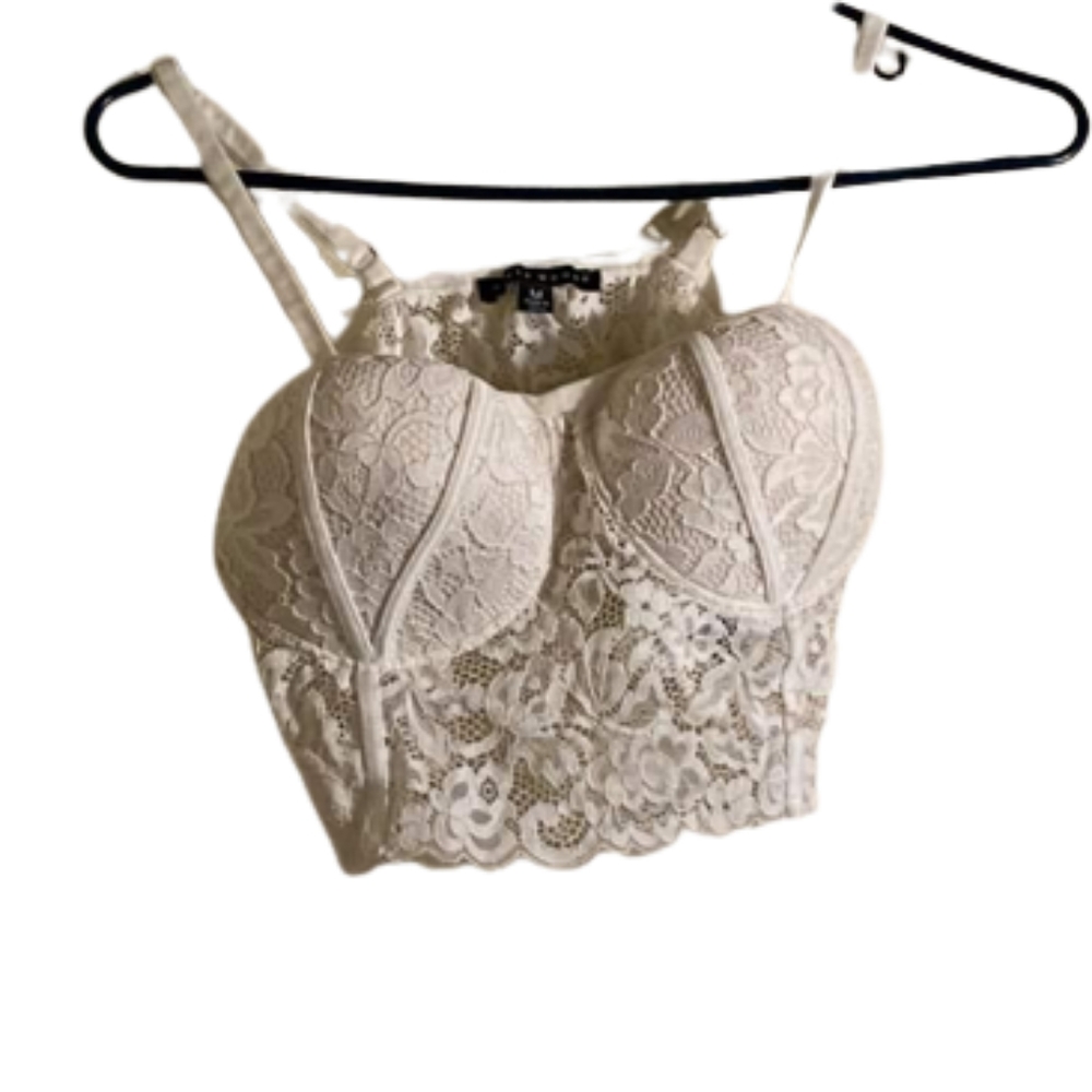 Haute monde white lace cropped top